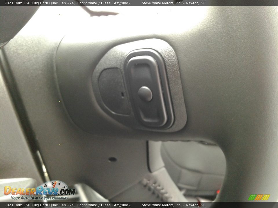 2021 Ram 1500 Big Horn Quad Cab 4x4 Bright White / Diesel Gray/Black Photo #14