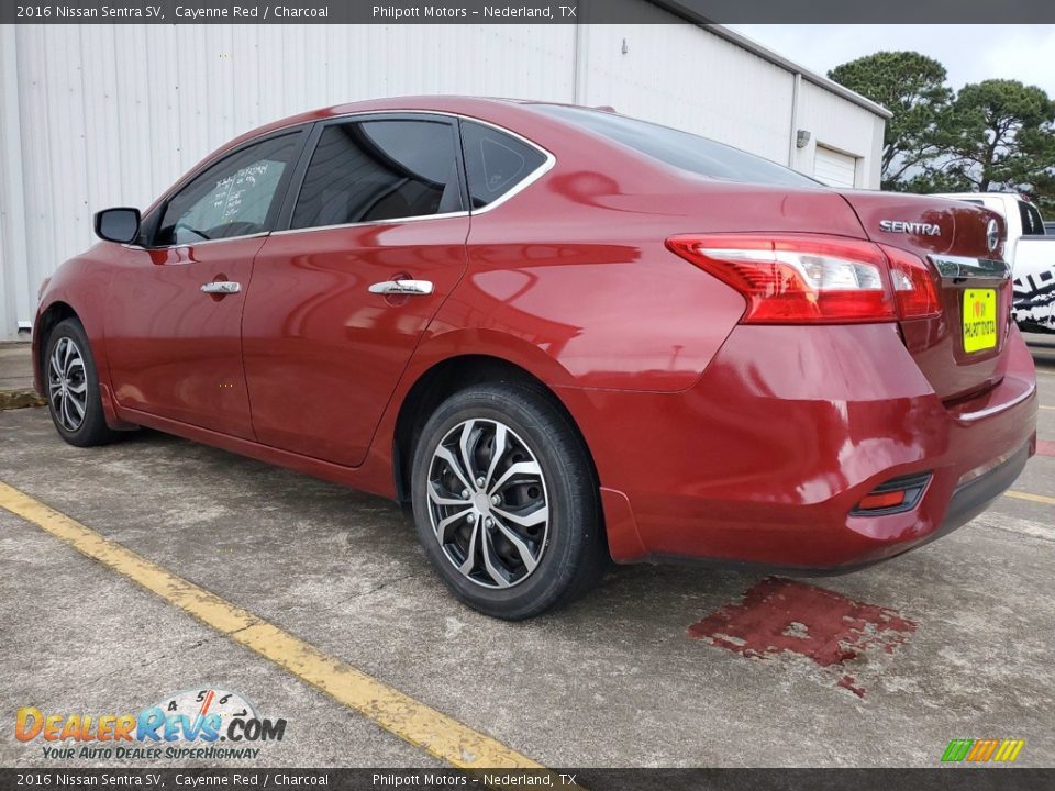 2016 Nissan Sentra SV Cayenne Red / Charcoal Photo #11