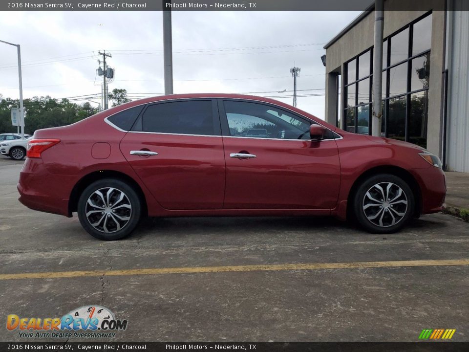 2016 Nissan Sentra SV Cayenne Red / Charcoal Photo #12