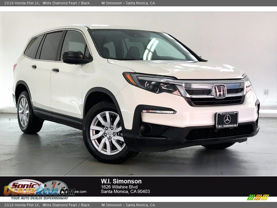 2019 Honda Pilot LX White Diamond Pearl / Black Photo #1