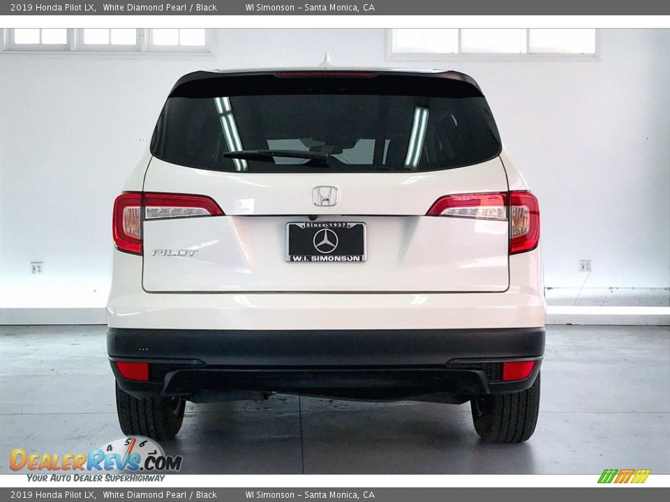 2019 Honda Pilot LX White Diamond Pearl / Black Photo #3