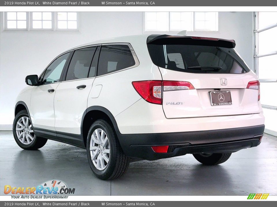 2019 Honda Pilot LX White Diamond Pearl / Black Photo #10