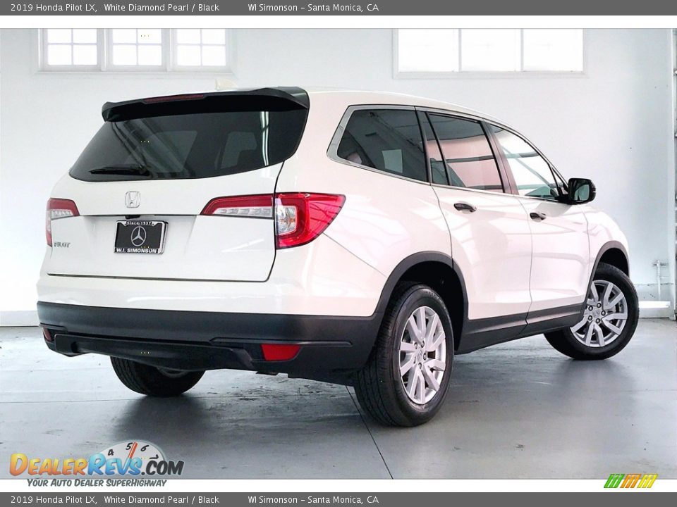 2019 Honda Pilot LX White Diamond Pearl / Black Photo #13