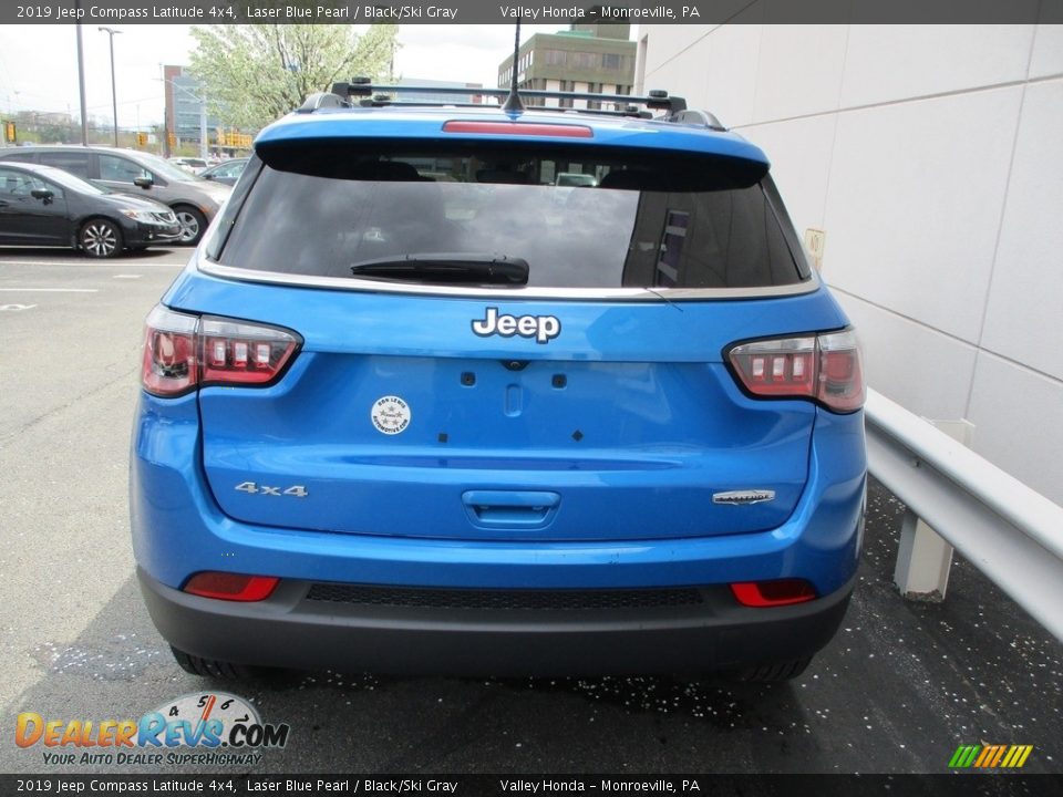 2019 Jeep Compass Latitude 4x4 Laser Blue Pearl / Black/Ski Gray Photo #4