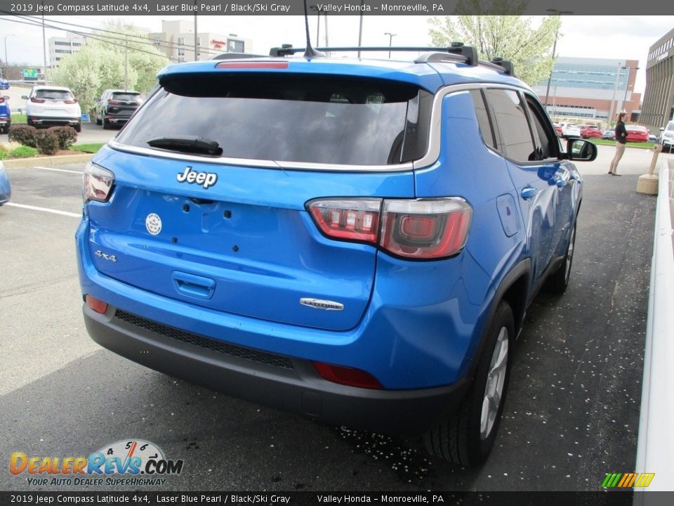 2019 Jeep Compass Latitude 4x4 Laser Blue Pearl / Black/Ski Gray Photo #5