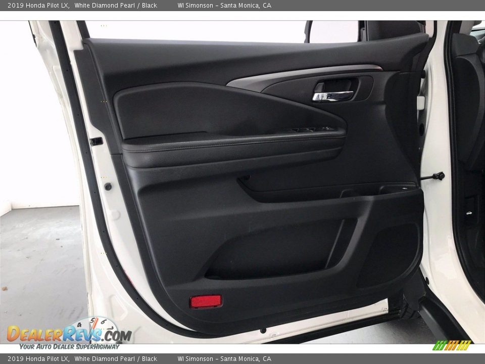 2019 Honda Pilot LX White Diamond Pearl / Black Photo #25