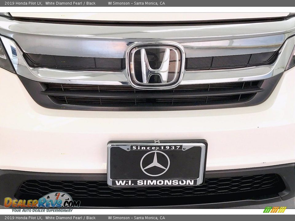 2019 Honda Pilot LX White Diamond Pearl / Black Photo #29