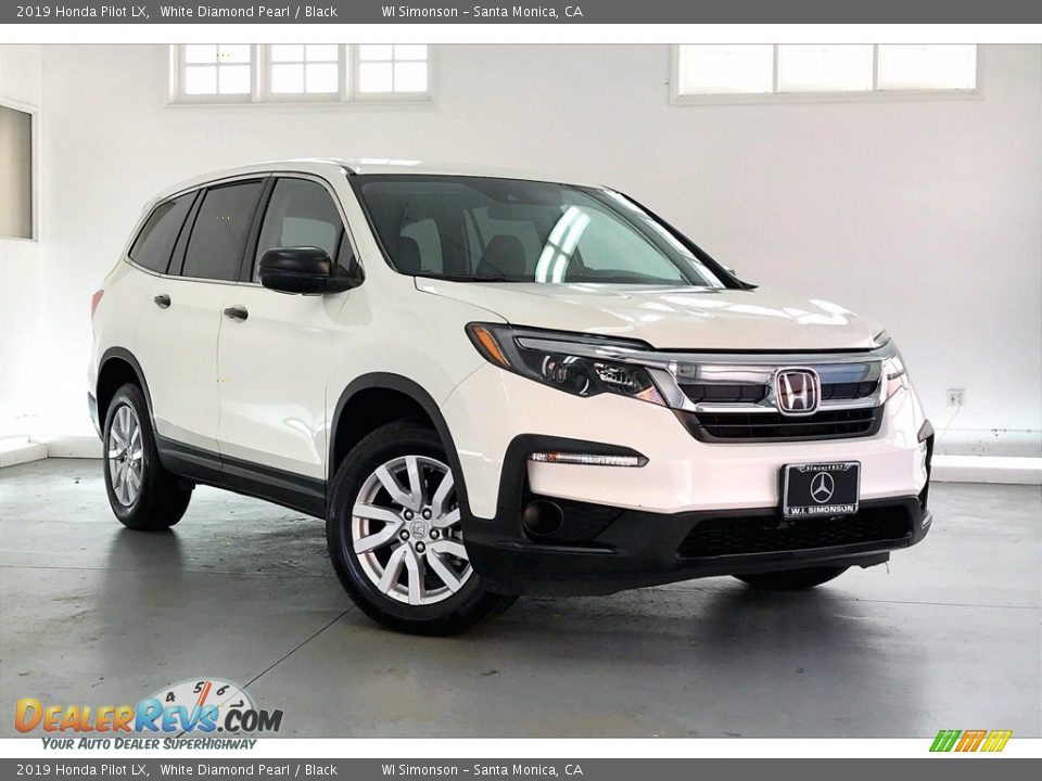 2019 Honda Pilot LX White Diamond Pearl / Black Photo #33