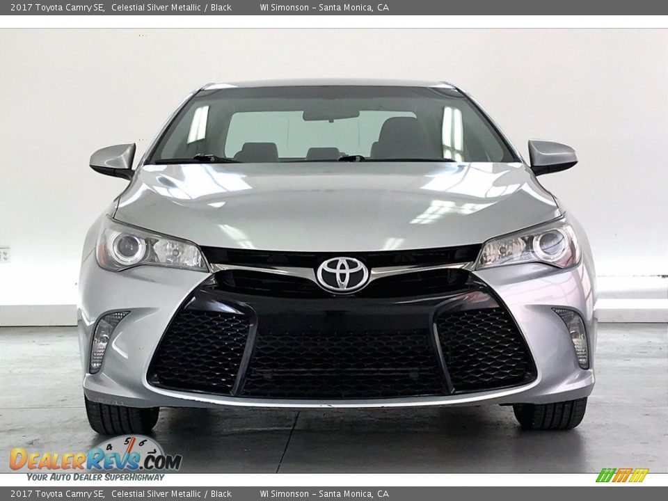 2017 Toyota Camry SE Celestial Silver Metallic / Black Photo #2