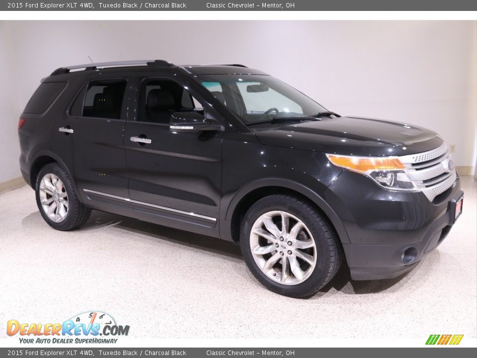 2015 Ford Explorer XLT 4WD Tuxedo Black / Charcoal Black Photo #1