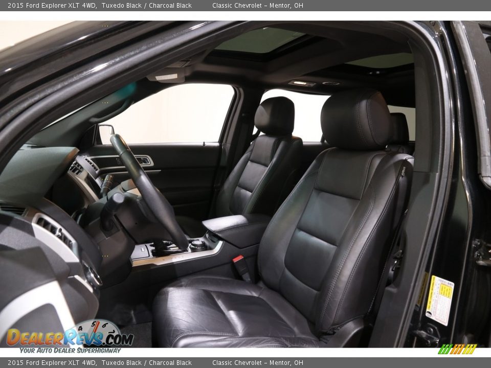 2015 Ford Explorer XLT 4WD Tuxedo Black / Charcoal Black Photo #5
