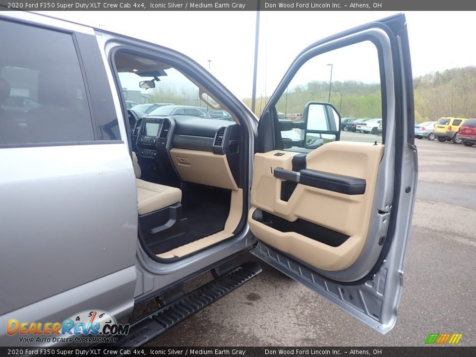 2020 Ford F350 Super Duty XLT Crew Cab 4x4 Iconic Silver / Medium Earth Gray Photo #34