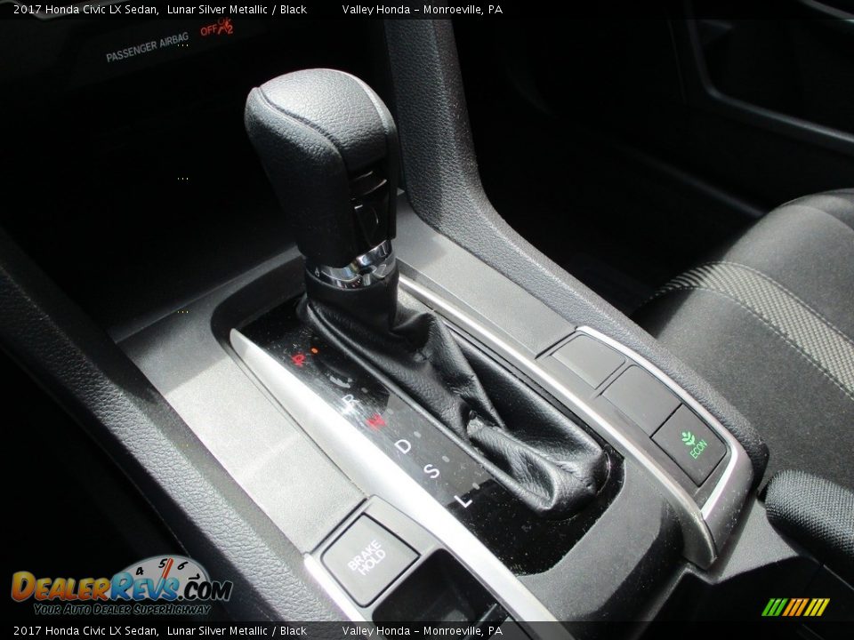 2017 Honda Civic LX Sedan Lunar Silver Metallic / Black Photo #16