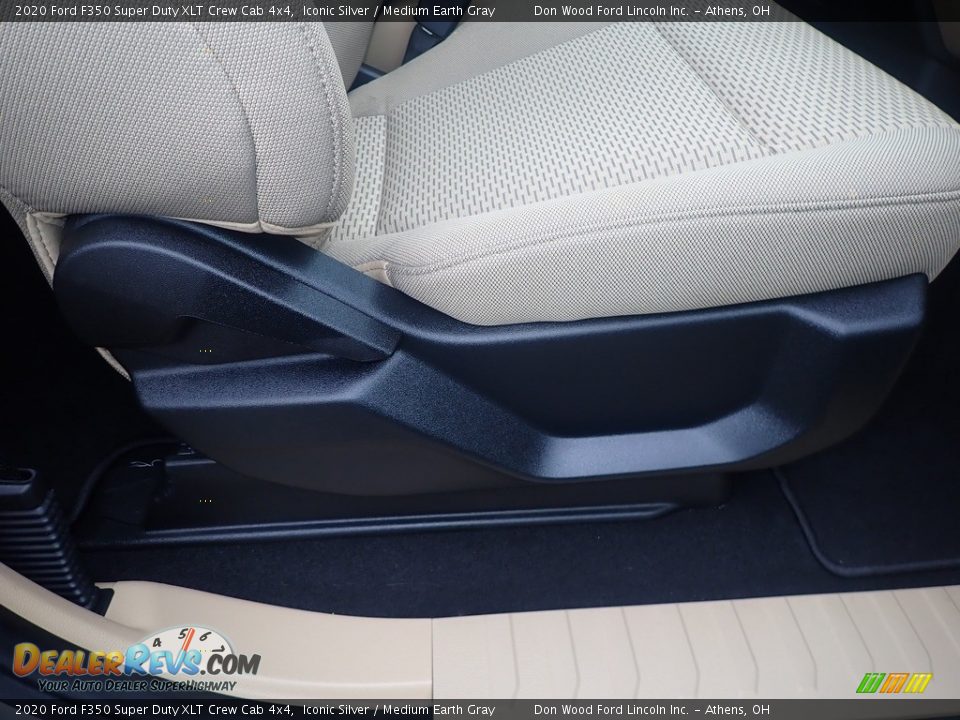 2020 Ford F350 Super Duty XLT Crew Cab 4x4 Iconic Silver / Medium Earth Gray Photo #36