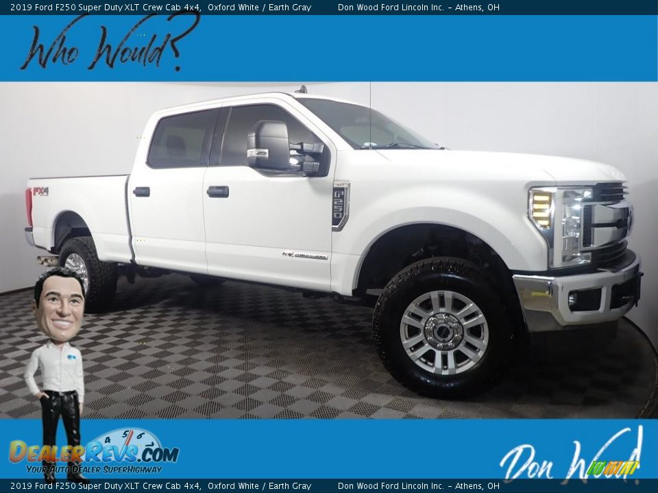 2019 Ford F250 Super Duty XLT Crew Cab 4x4 Oxford White / Earth Gray Photo #1