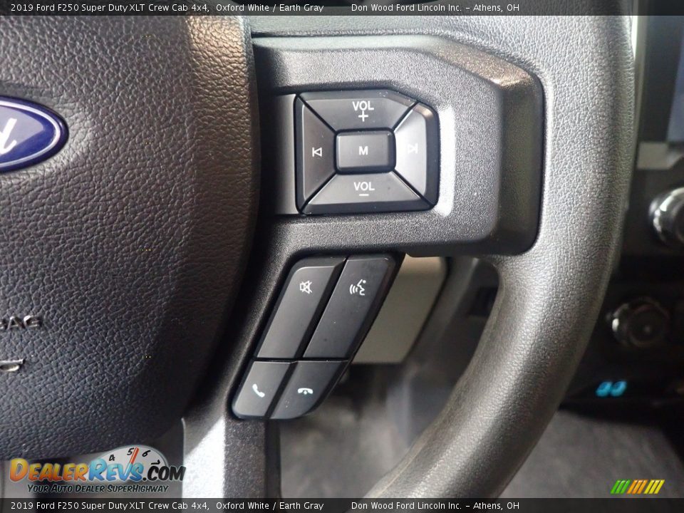 2019 Ford F250 Super Duty XLT Crew Cab 4x4 Oxford White / Earth Gray Photo #30