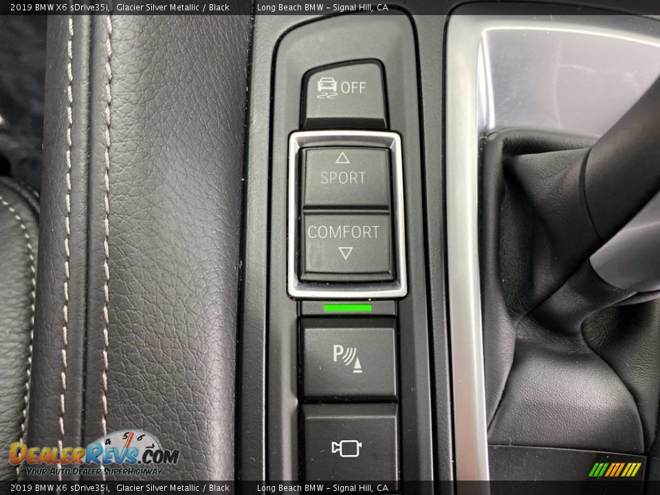 Controls of 2019 BMW X6 sDrive35i Photo #28