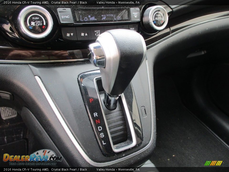 2016 Honda CR-V Touring AWD Crystal Black Pearl / Black Photo #16