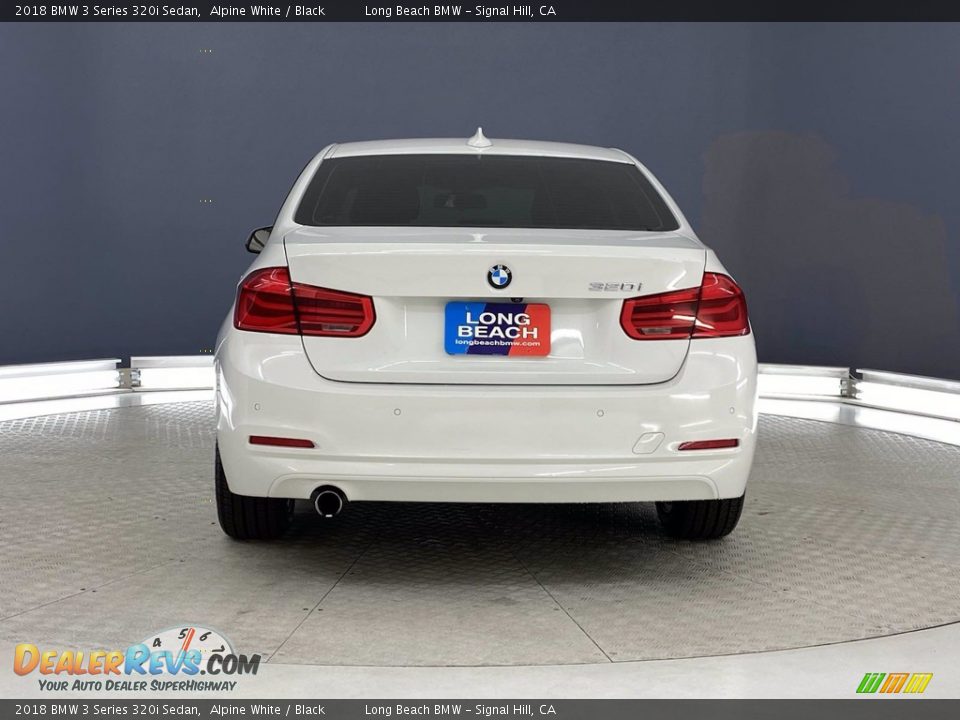 2018 BMW 3 Series 320i Sedan Alpine White / Black Photo #4