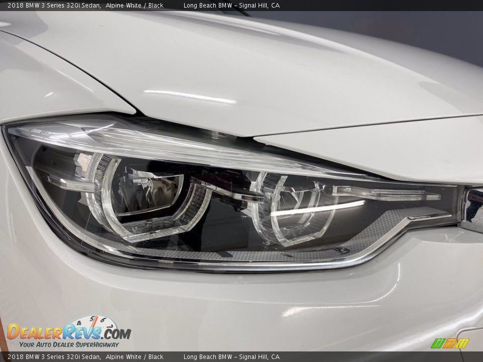 2018 BMW 3 Series 320i Sedan Alpine White / Black Photo #7