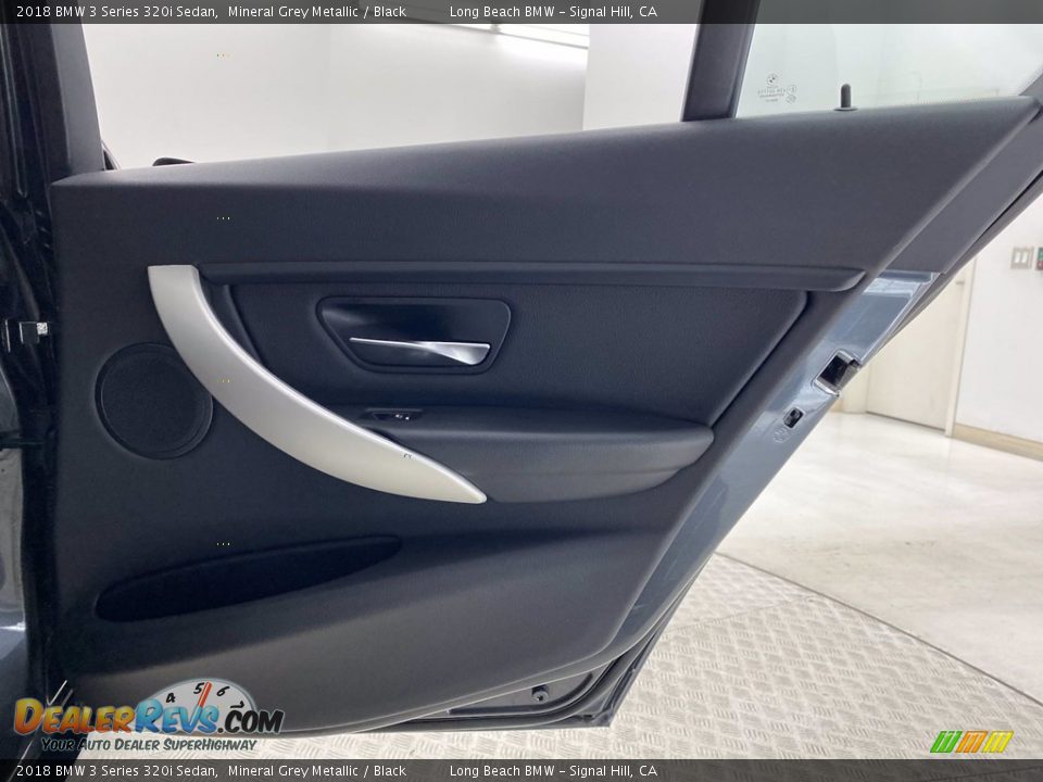 2018 BMW 3 Series 320i Sedan Mineral Grey Metallic / Black Photo #35