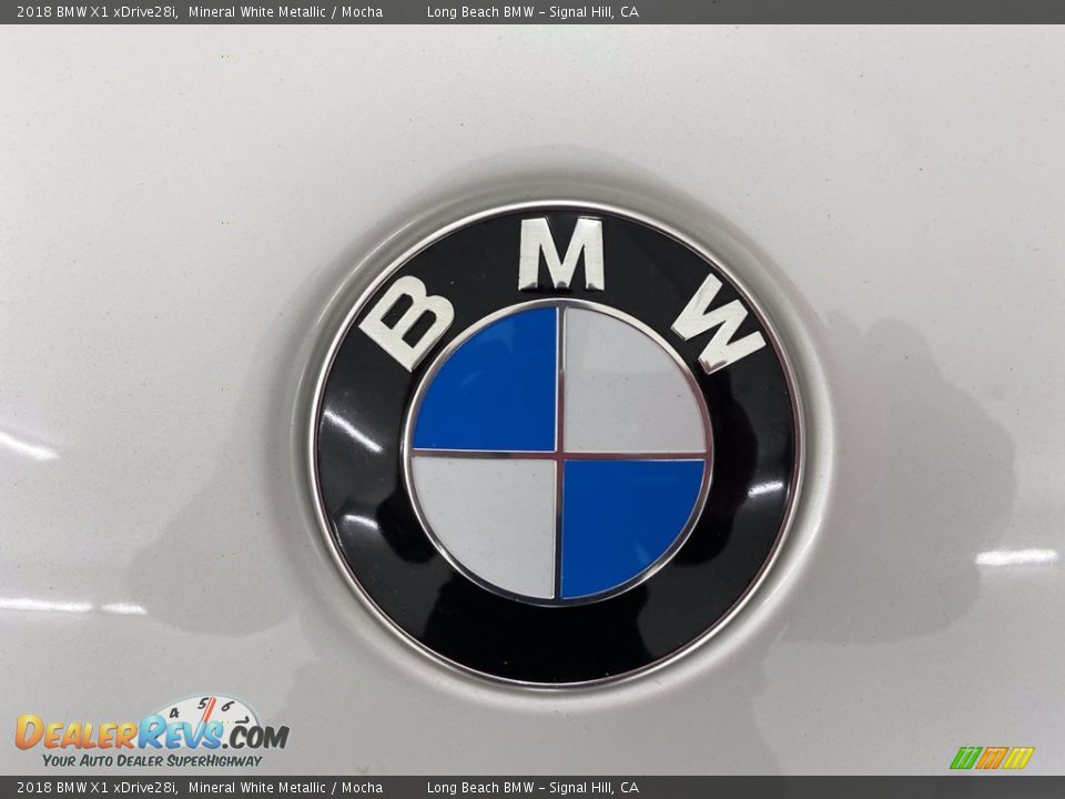 2018 BMW X1 xDrive28i Mineral White Metallic / Mocha Photo #8