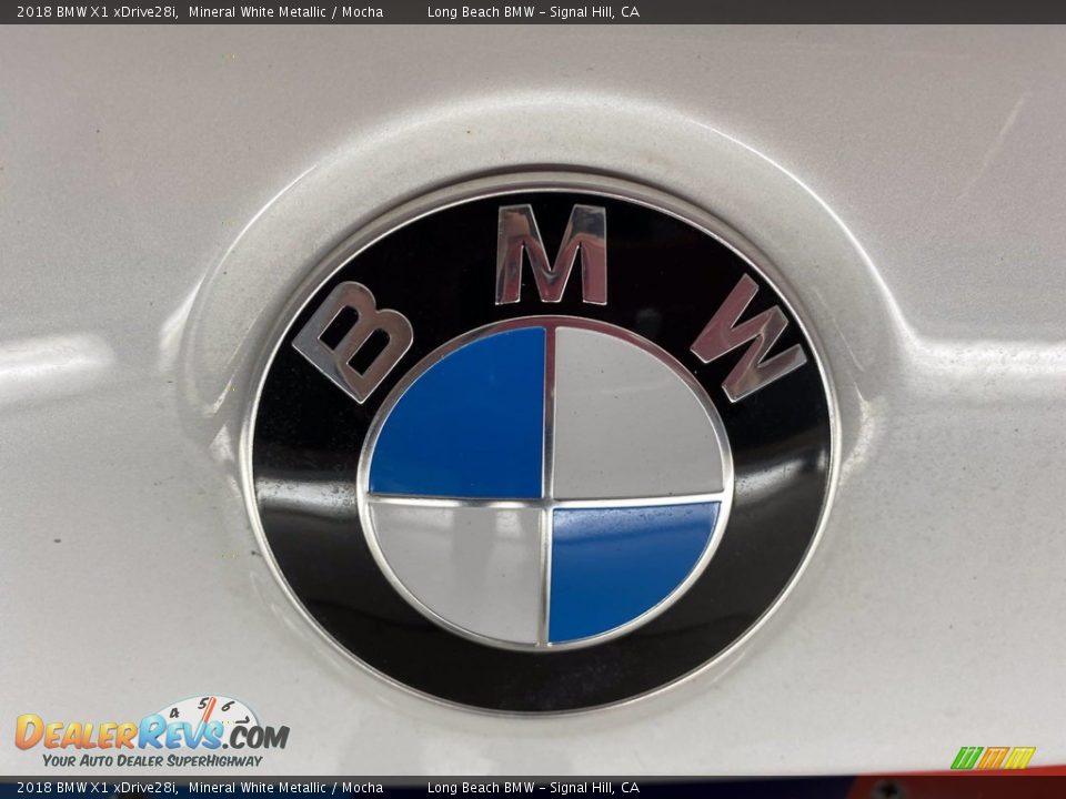 2018 BMW X1 xDrive28i Mineral White Metallic / Mocha Photo #10