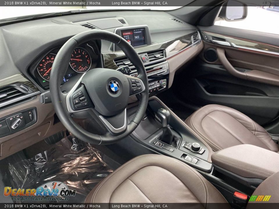 Mocha Interior - 2018 BMW X1 xDrive28i Photo #16