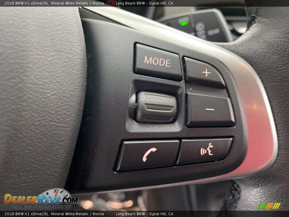 2018 BMW X1 xDrive28i Steering Wheel Photo #20