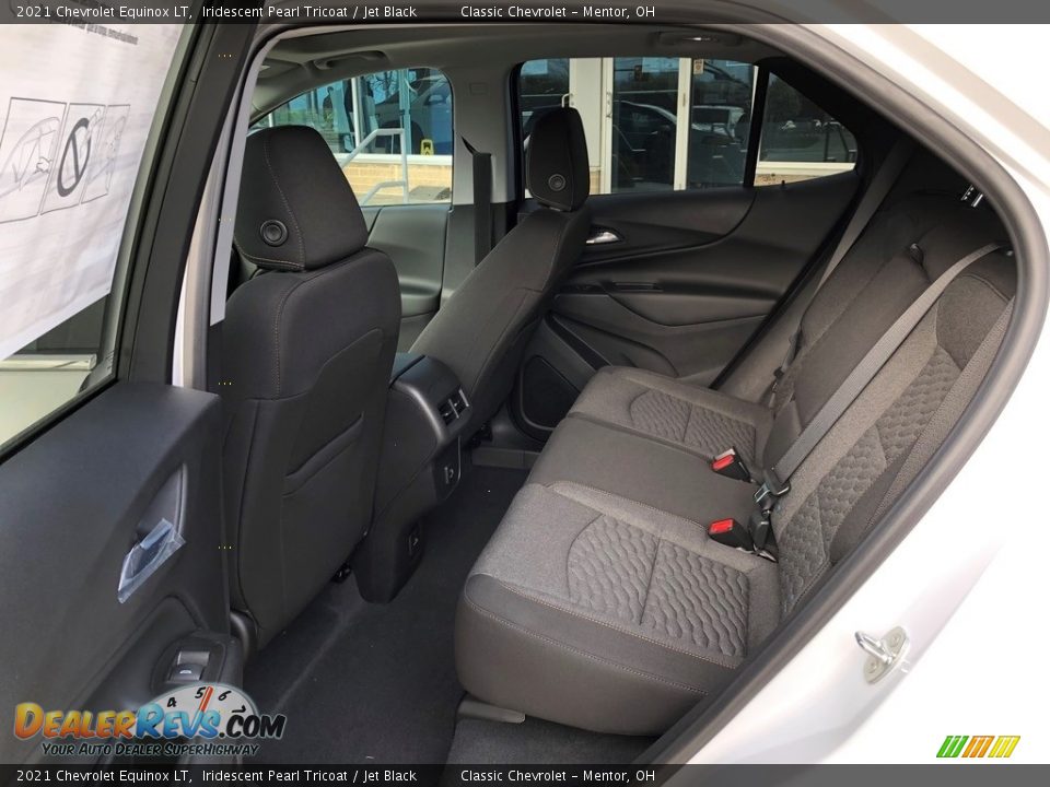 2021 Chevrolet Equinox LT Iridescent Pearl Tricoat / Jet Black Photo #6