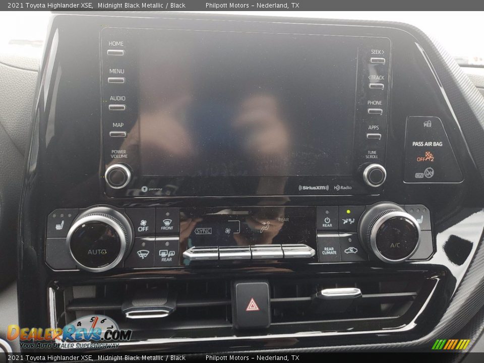 2021 Toyota Highlander XSE Midnight Black Metallic / Black Photo #19