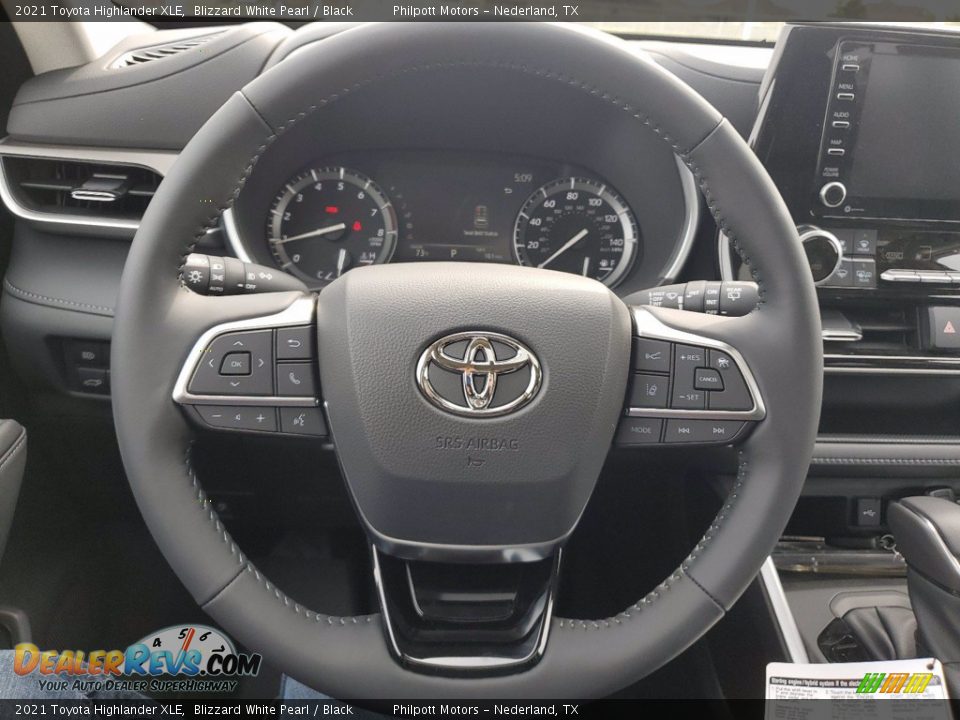 2021 Toyota Highlander XLE Blizzard White Pearl / Black Photo #15