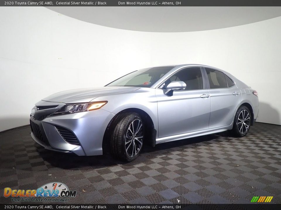 2020 Toyota Camry SE AWD Celestial Silver Metallic / Black Photo #9
