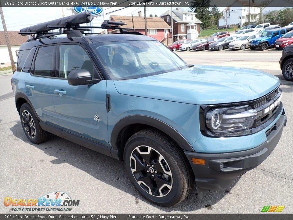 Front 3/4 View of 2021 Ford Bronco Sport Outer Banks 4x4 Photo #8