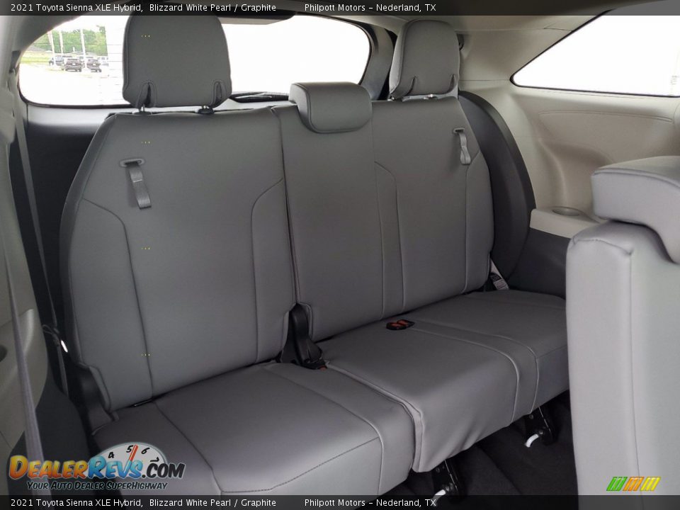 2021 Toyota Sienna XLE Hybrid Blizzard White Pearl / Graphite Photo #21