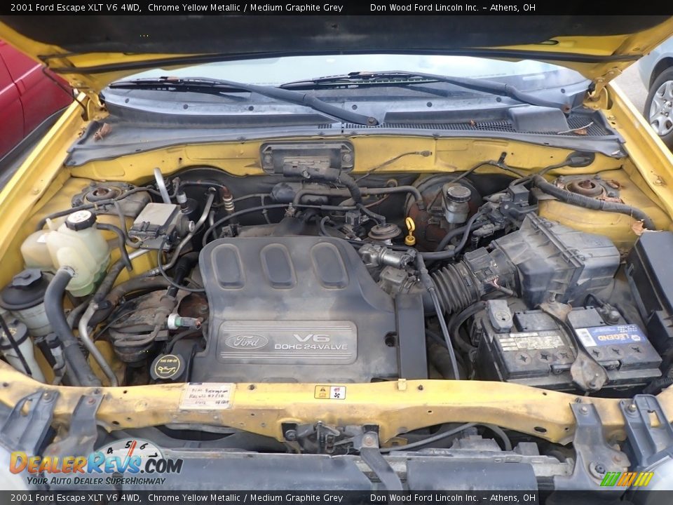 2001 Ford Escape XLT V6 4WD Chrome Yellow Metallic / Medium Graphite Grey Photo #6