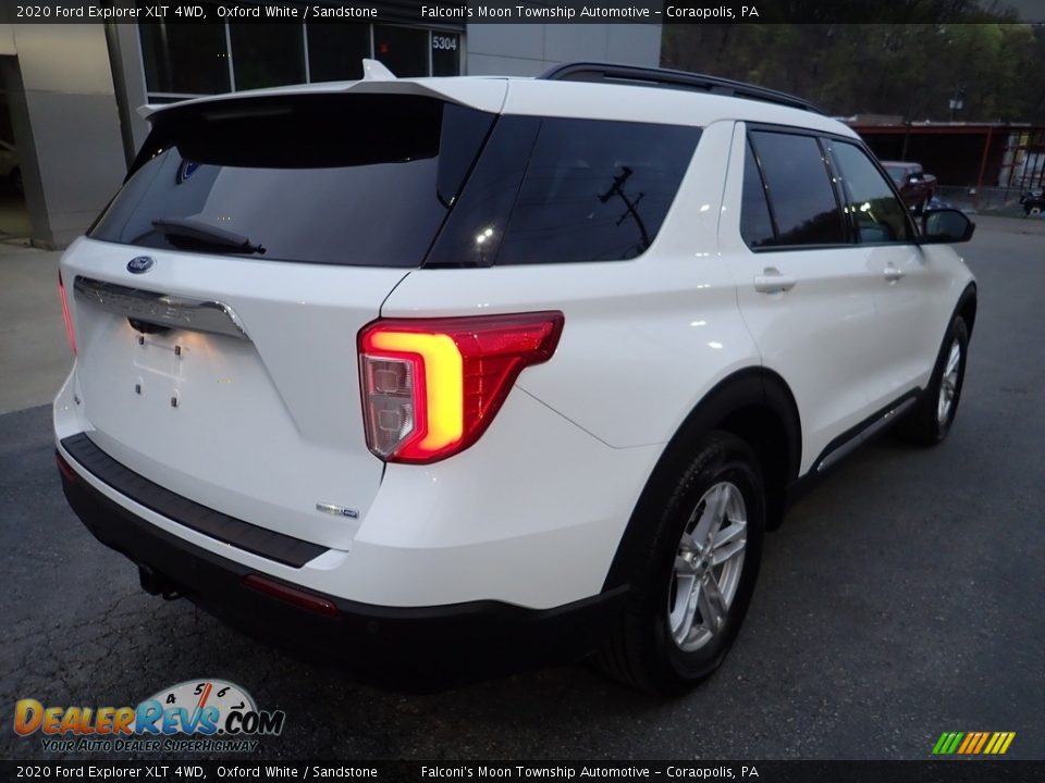 2020 Ford Explorer XLT 4WD Oxford White / Sandstone Photo #2