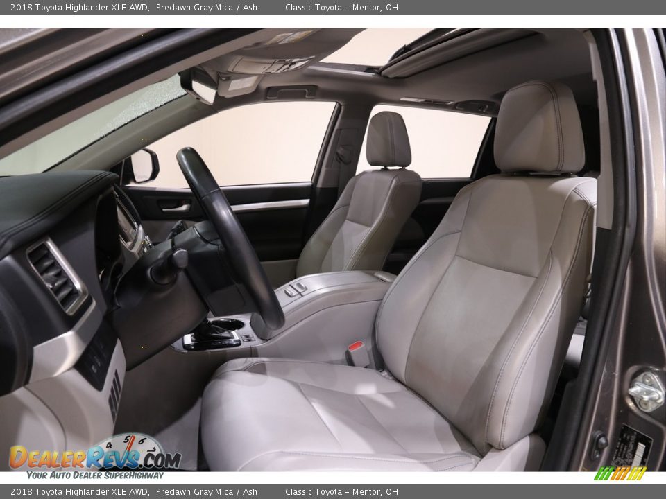 2018 Toyota Highlander XLE AWD Predawn Gray Mica / Ash Photo #5