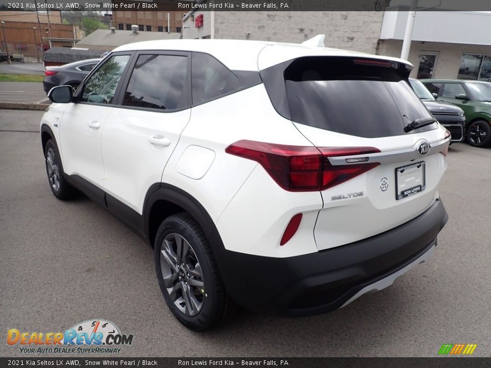 2021 Kia Seltos LX AWD Snow White Pearl / Black Photo #7