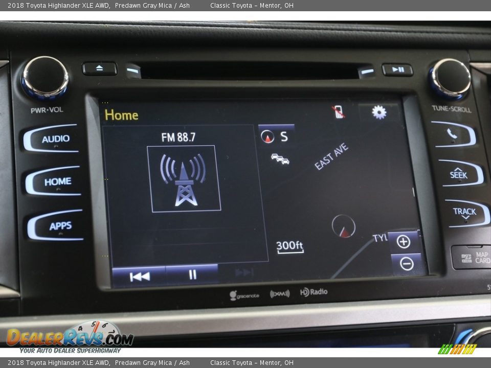 2018 Toyota Highlander XLE AWD Predawn Gray Mica / Ash Photo #10