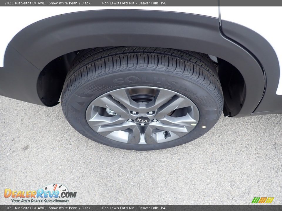 2021 Kia Seltos LX AWD Snow White Pearl / Black Photo #9
