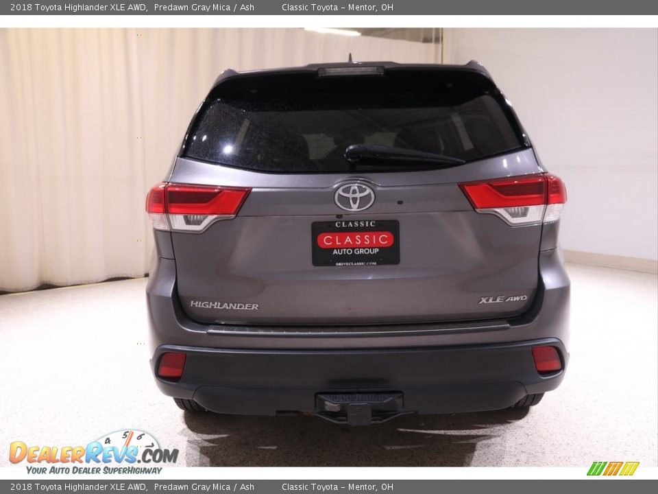 2018 Toyota Highlander XLE AWD Predawn Gray Mica / Ash Photo #18
