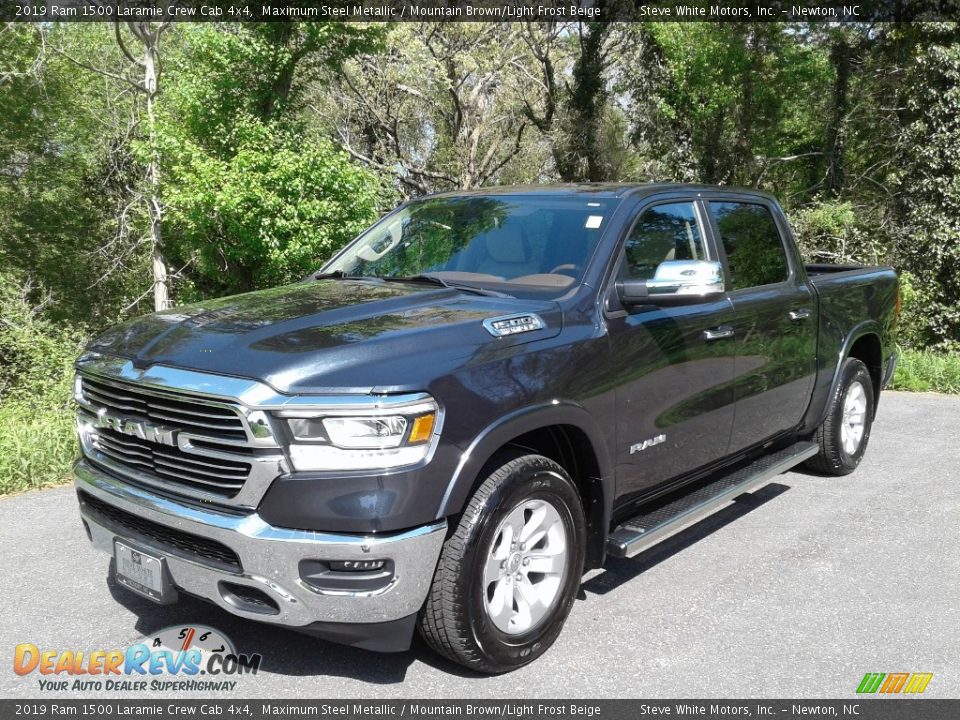 2019 Ram 1500 Laramie Crew Cab 4x4 Maximum Steel Metallic / Mountain Brown/Light Frost Beige Photo #3