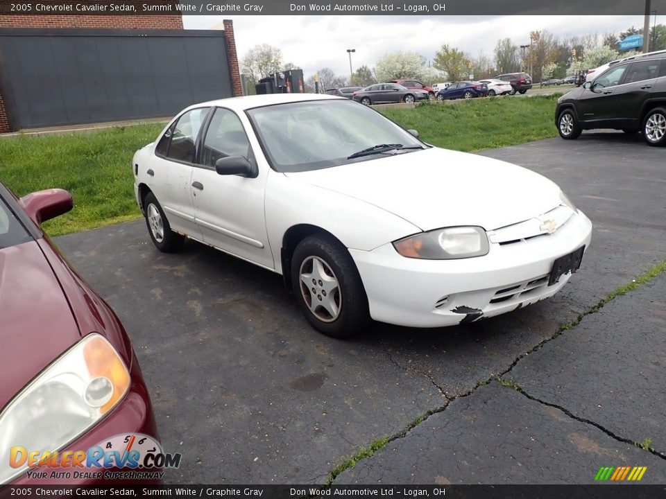 2005 Chevrolet Cavalier Sedan Summit White / Graphite Gray Photo #2
