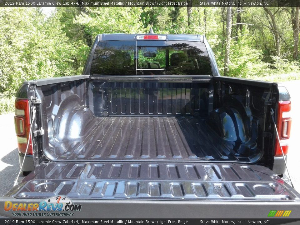 2019 Ram 1500 Laramie Crew Cab 4x4 Maximum Steel Metallic / Mountain Brown/Light Frost Beige Photo #9