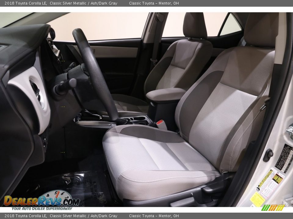 2018 Toyota Corolla LE Classic Silver Metallic / Ash/Dark Gray Photo #5