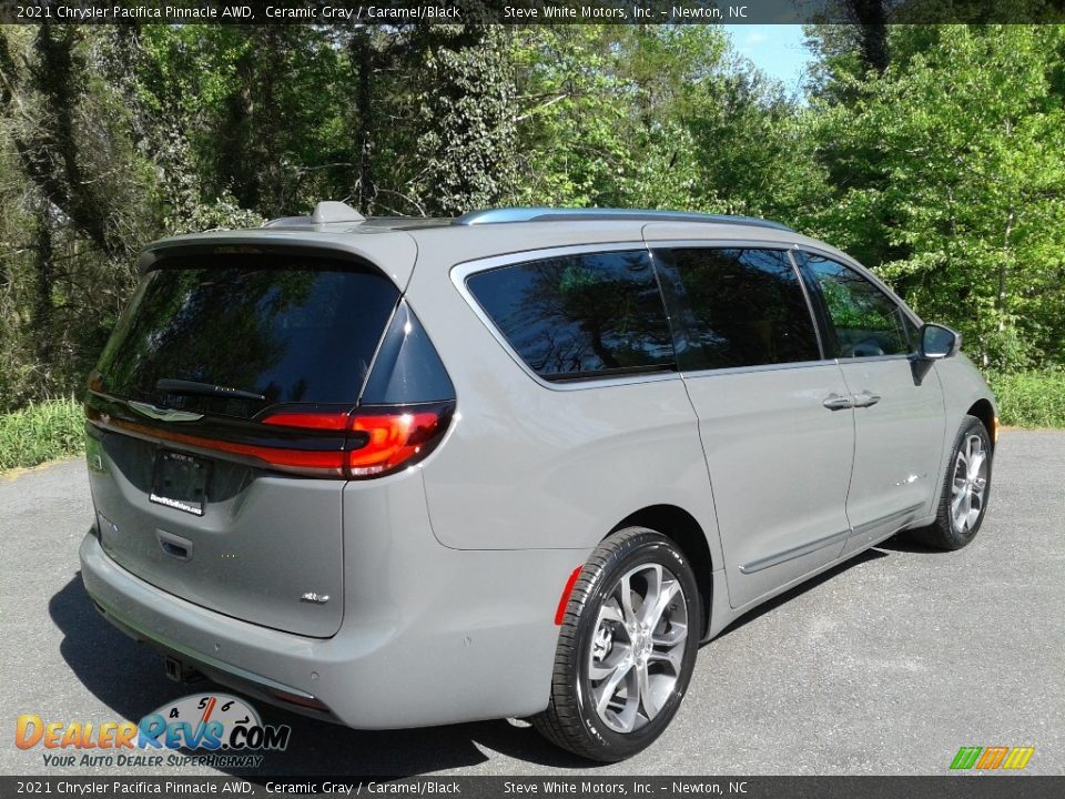 2021 Chrysler Pacifica Pinnacle AWD Ceramic Gray / Caramel/Black Photo #6