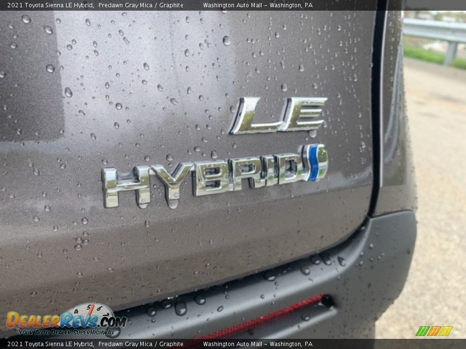 2021 Toyota Sienna LE Hybrid Predawn Gray Mica / Graphite Photo #28