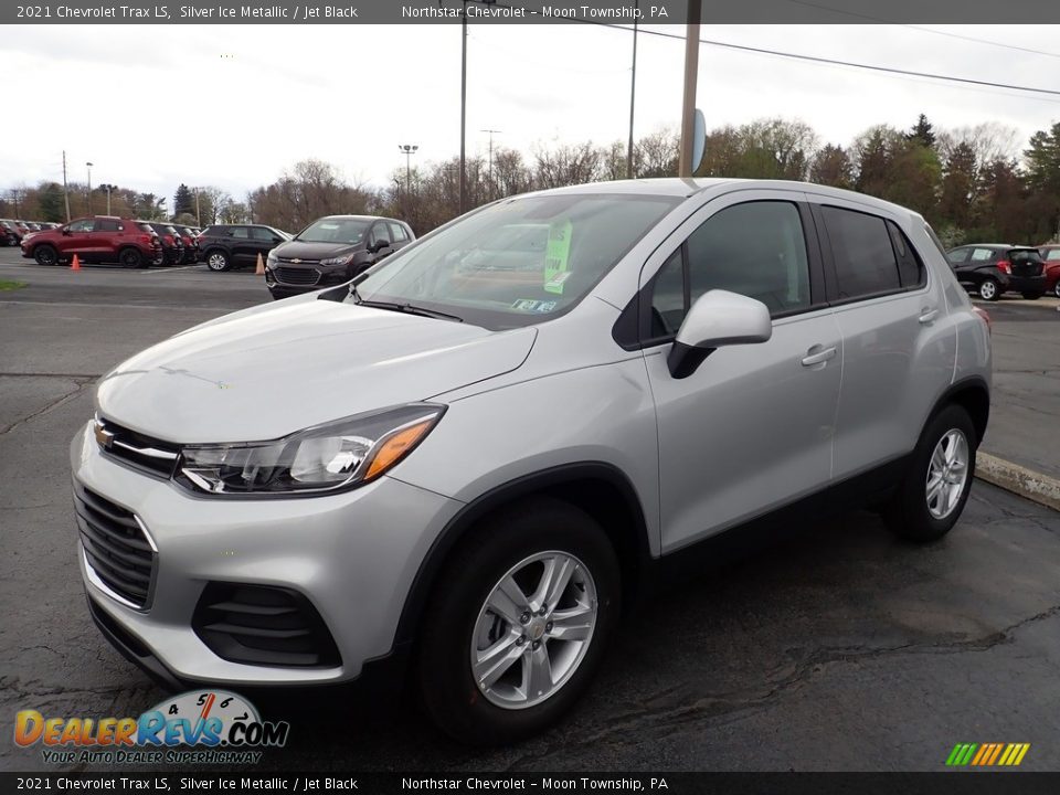 2021 Chevrolet Trax LS Silver Ice Metallic / Jet Black Photo #1