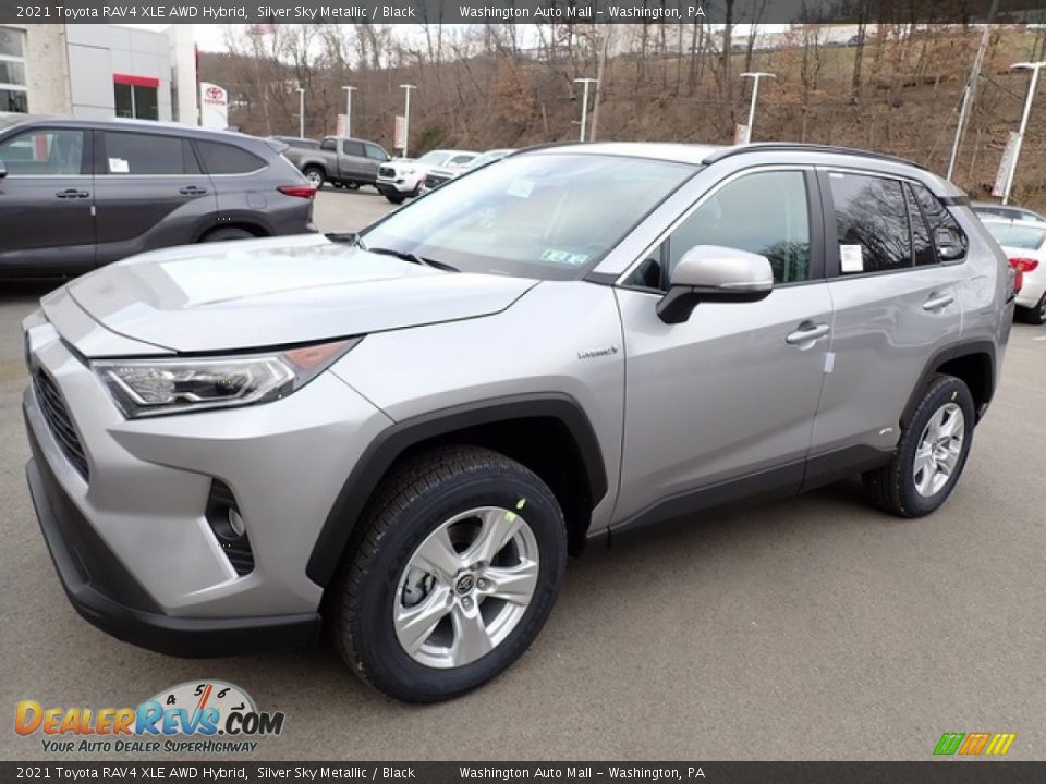 2021 Toyota RAV4 XLE AWD Hybrid Silver Sky Metallic / Black Photo #8